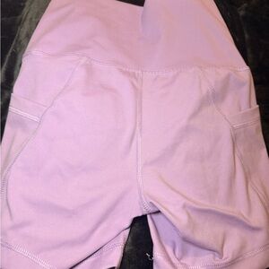 Yogalicious Lavender High-Waist Bike Shorts with Side Pockets